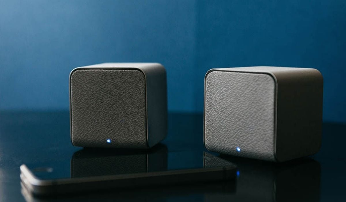 how to connect to two bluetooth speakers