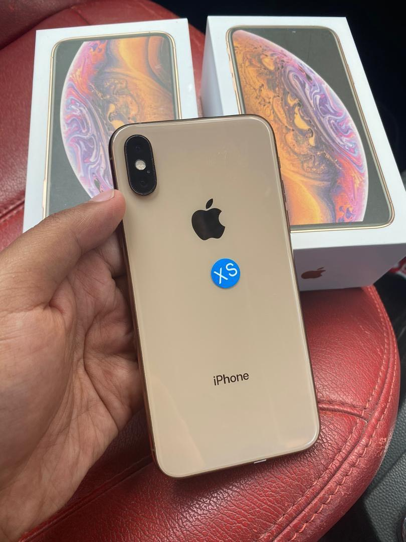 iphone xs used