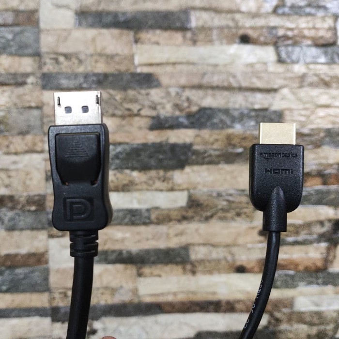 displayport vs hdmi