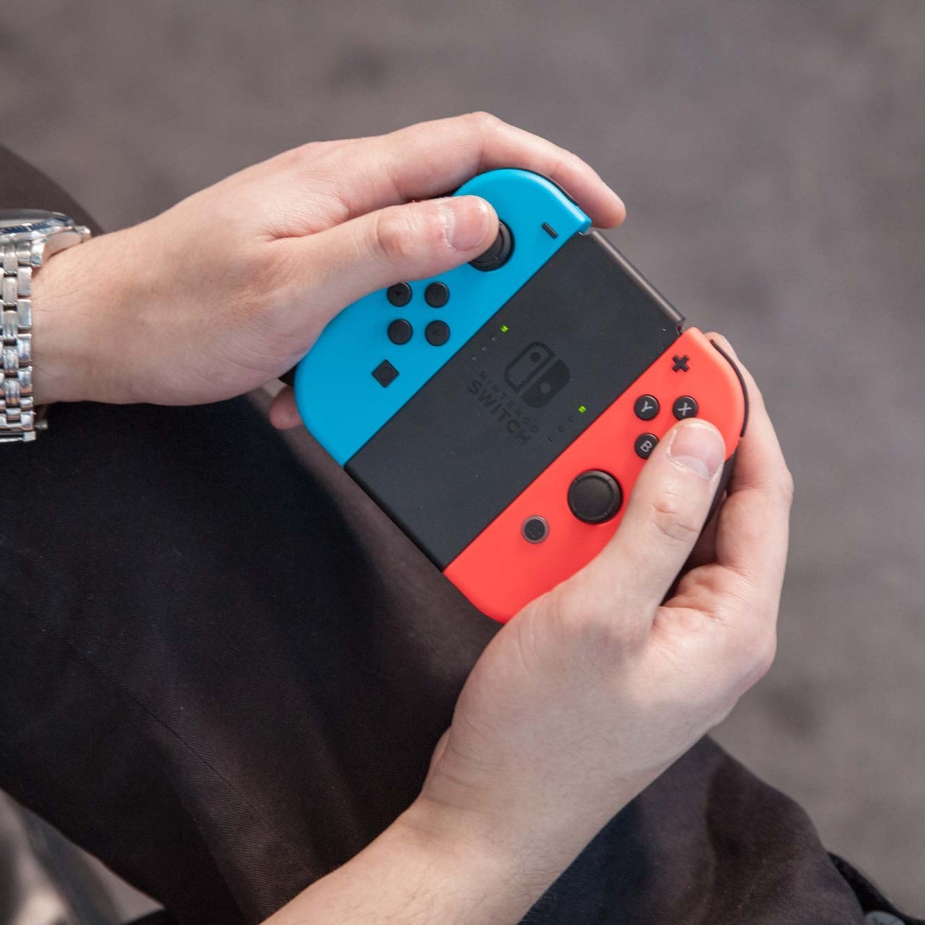 turn on nintendo switch